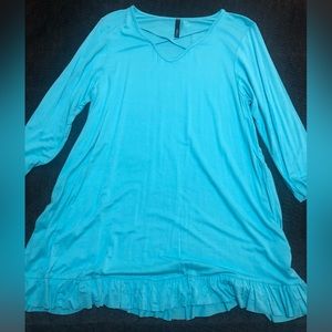VOLL Tunic NWOT